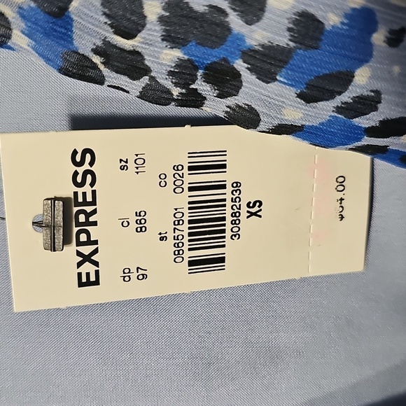 Express Blue Leopard Print Blouse Size XS NWT - Picture 4 of 6